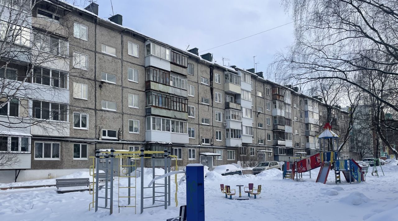 квартира г Пермь р-н Орджоникидзевский ул Александра Щербакова 49 фото 1