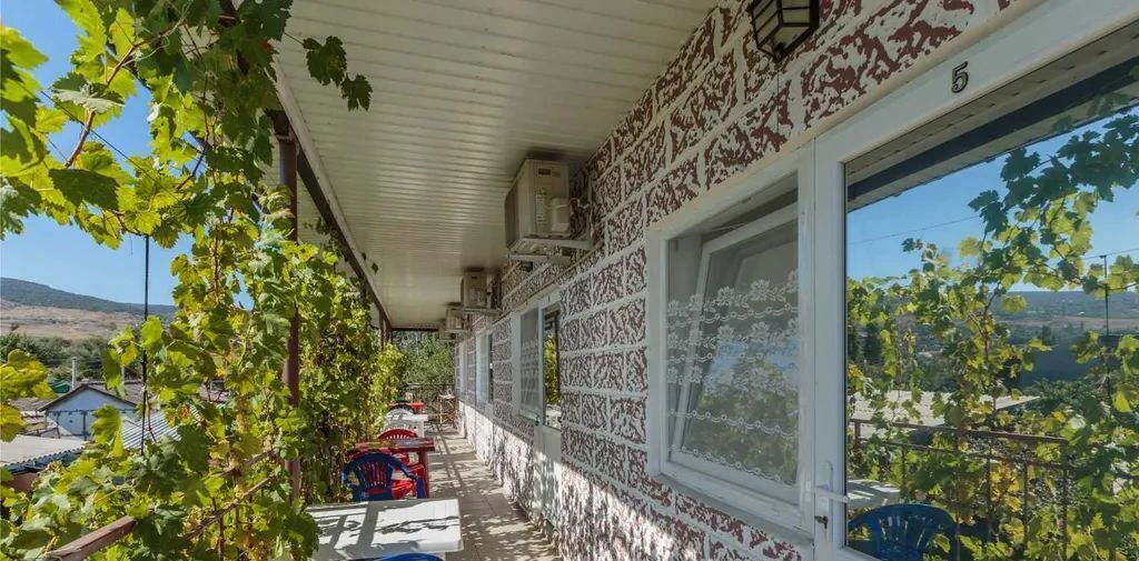 комната г Феодосия ул Любы Самариной 53 фото 6