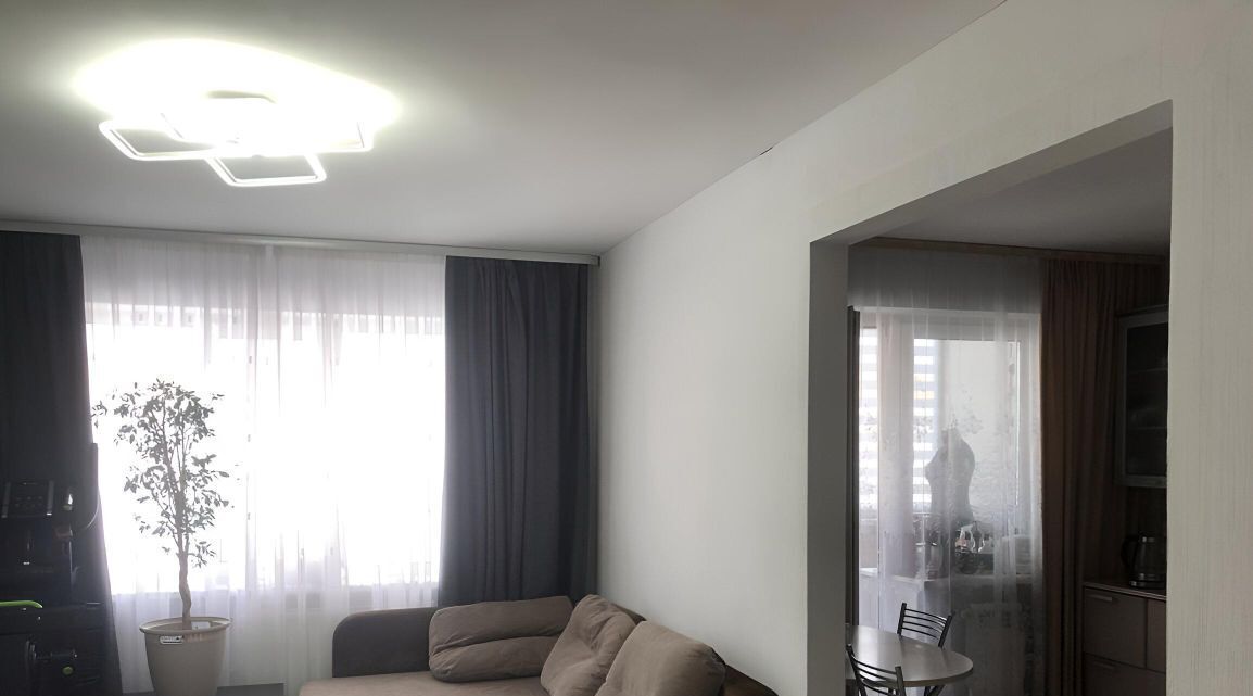 квартира г Великий Новгород ул Коровникова 14 фото 2