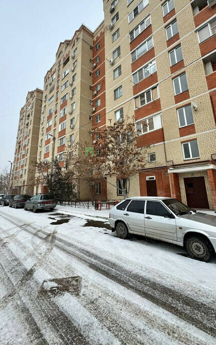 квартира г Астрахань ул Медиков 3к/2 фото 1