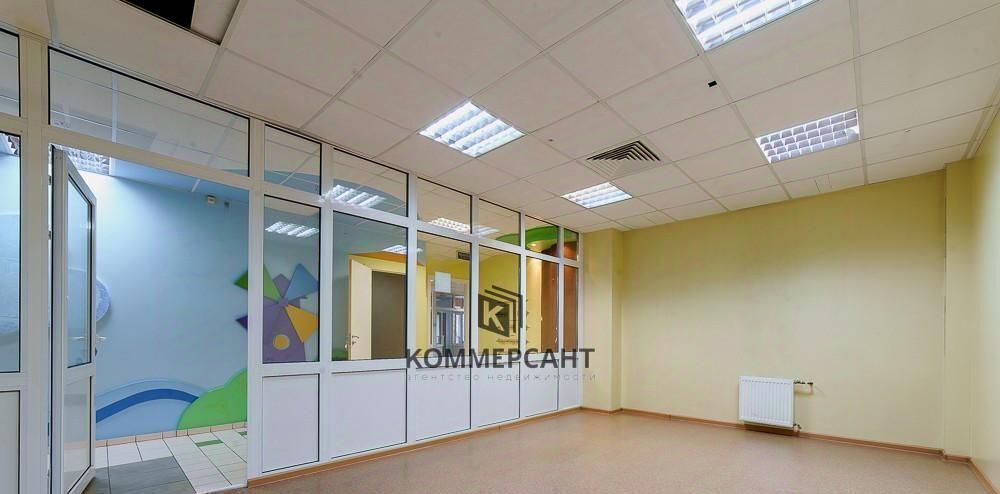 торговое помещение г Нижний Новгород Стрелка ул Сергея Акимова 25а фото 5