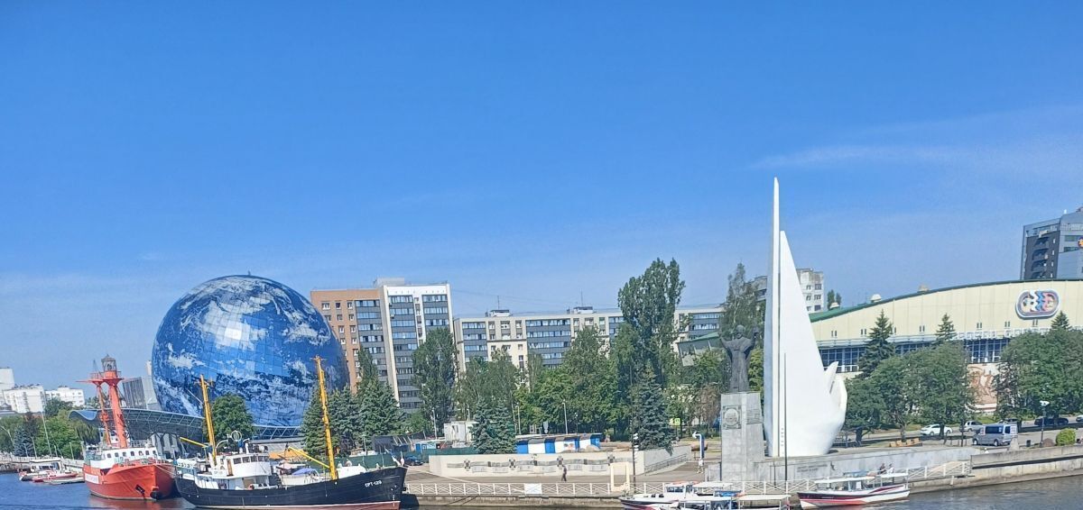 квартира г Калининград р-н Ленинградский ул Мариупольская 7 фото 1