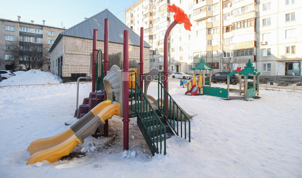 квартира г Барнаул р-н Железнодорожный ул Советской Армии 133б фото 24