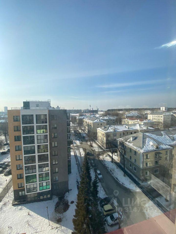 квартира г Екатеринбург р-н Орджоникидзевский пер Симбирский 2/4 фото 14