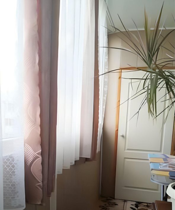 квартира г Белгород Западный ул Есенина 50 фото 6
