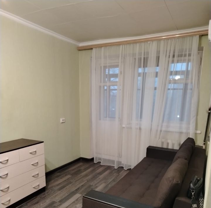 квартира г Волгоград р-н Кировский ул 64-й Армии 85 фото 3