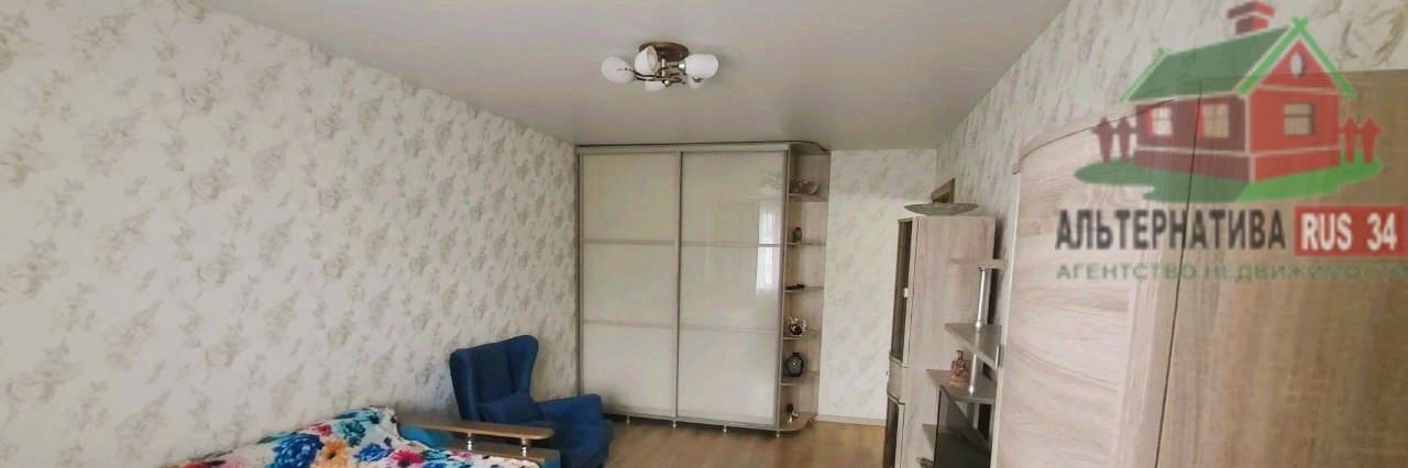 квартира г Волгоград р-н Кировский ул им. Быстрова 90 фото 2