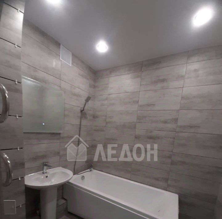 квартира г Омск р-н Центральный проезд 6-й Амурский 12 фото 10