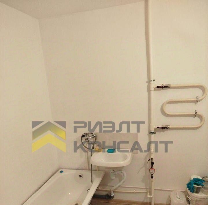 квартира г Омск р-н Центральный ул Орджоникидзе 274 фото 14