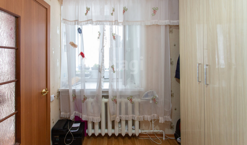 квартира г Тобольск мкр 4 13 фото 16