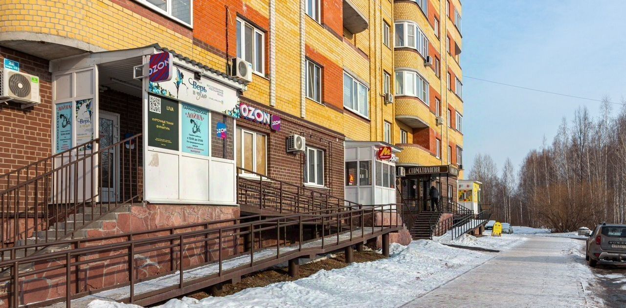 торговое помещение г Тюмень р-н Восточный ул Малая Боровская 28к/1 фото 1