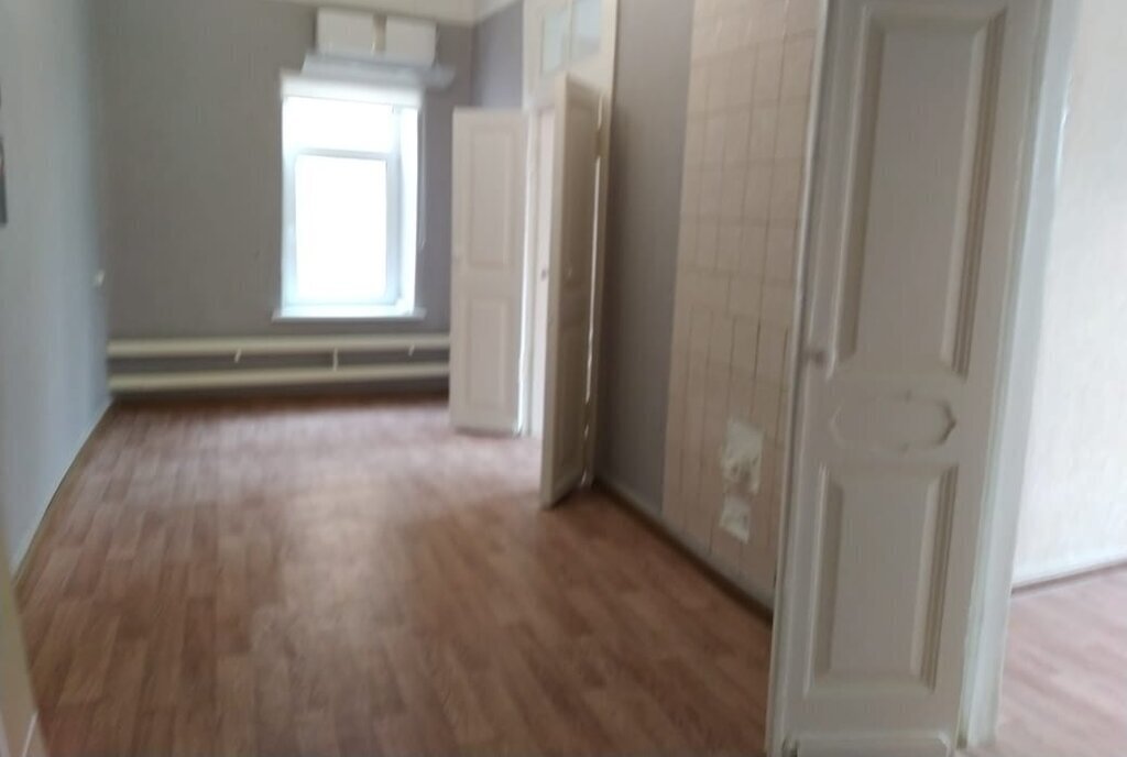 квартира г Саратов р-н Волжский ул им Посадского И.Н. 90 фото 12