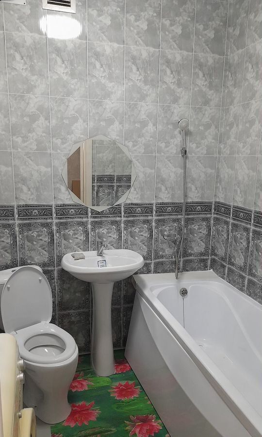 квартира г Губкинский 18-й мкр-н, 6, Тюменская обл. фото 5