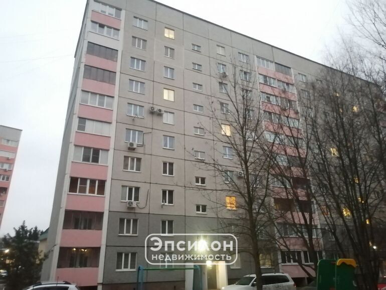 квартира г Курск р-н Центральный ул 50 лет Октября 96а фото 1