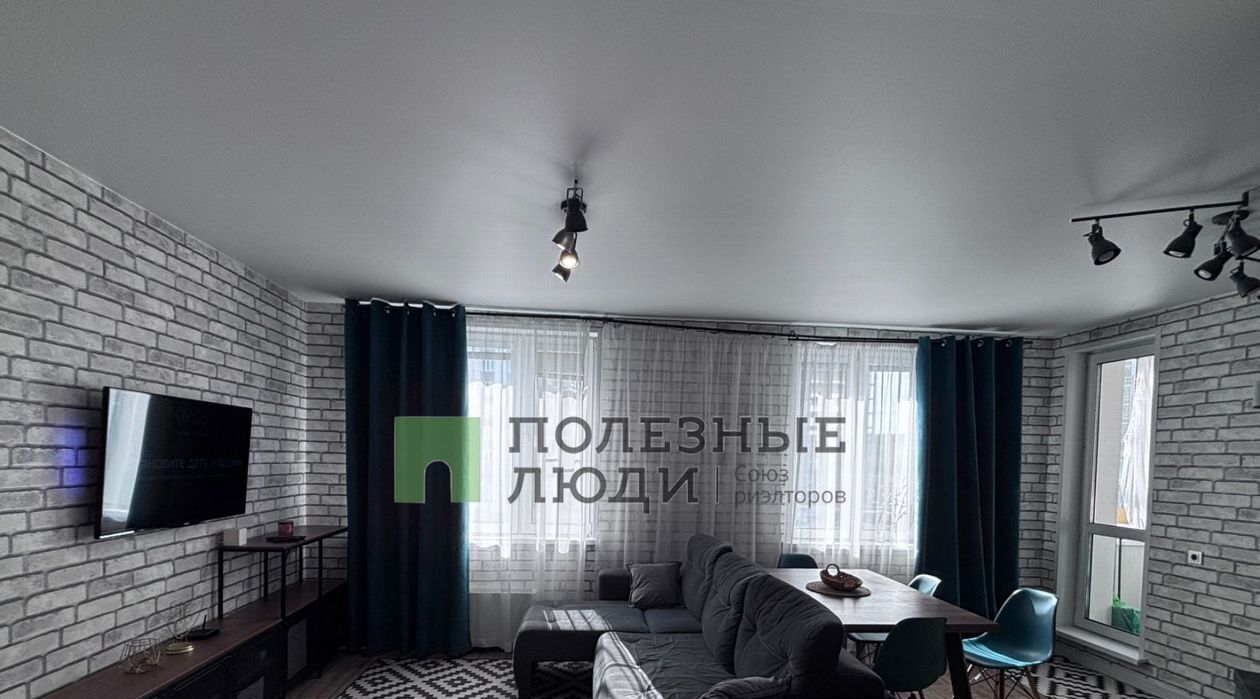 квартира г Красноярск р-н Советский ул Октябрьская 8а фото 4