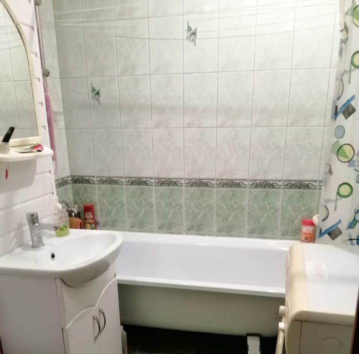 квартира г Волгоград р-н Красноармейский ул им. Сологубова 56а фото 1