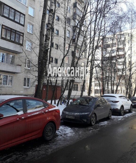 квартира г Санкт-Петербург метро Проспект Большевиков р-н муниципальный округ Правобережный пр-кт Солидарности 5 фото 1