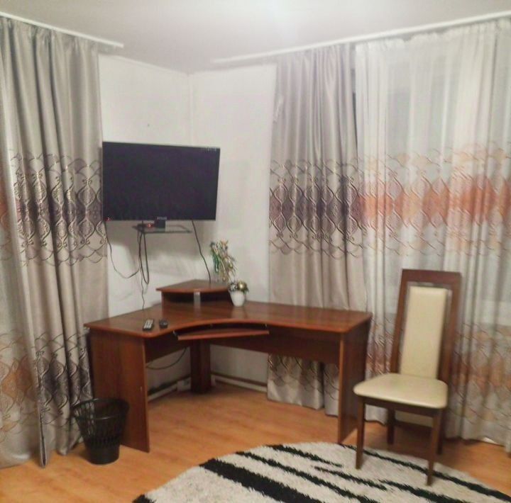 комната г Красноярск р-н Центральный ул 1-я Крутогорская 18 фото 2