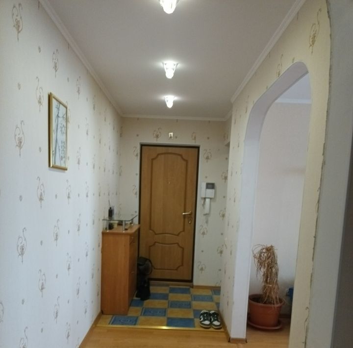 квартира г Тольятти р-н Автозаводский ул Юбилейная 65 фото 1