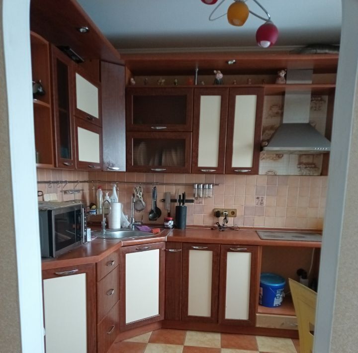 квартира г Тольятти р-н Автозаводский ул Юбилейная 65 фото 4