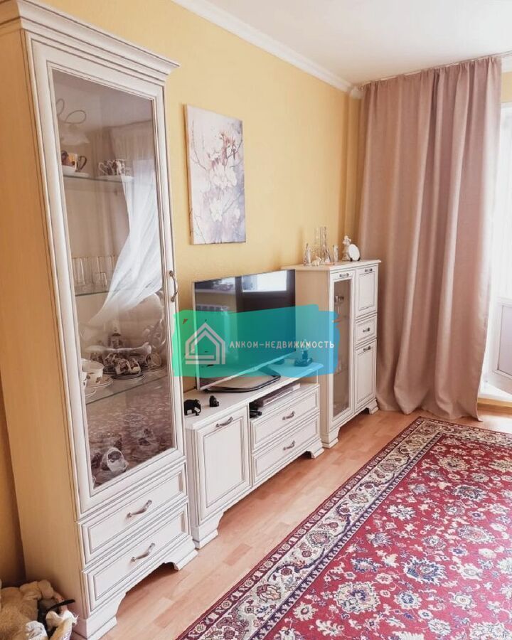 квартира г Красноярск р-н Свердловский ул Карамзина 11 фото 1