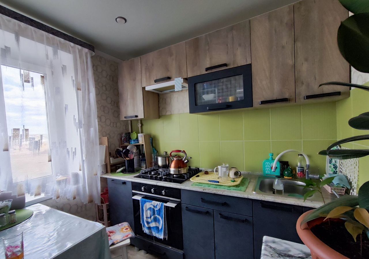 квартира г Каменск-Шахтинский Заводской мкр Заводской ул Луначарского фото 15