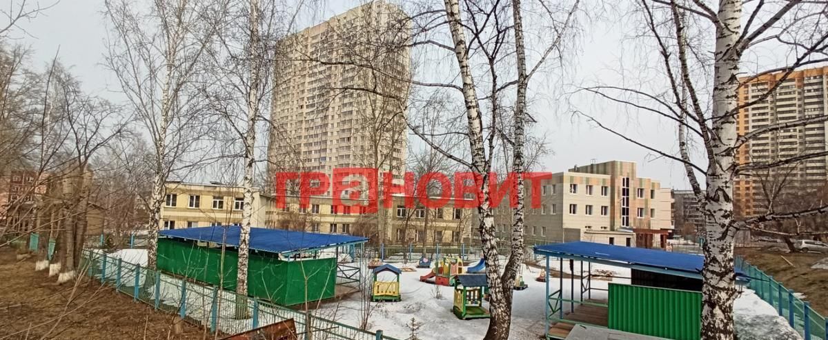 квартира г Новосибирск р-н Дзержинский Золотая Нива ул Кошурникова 55 фото 29