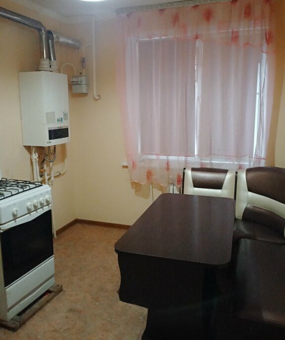 квартира г Кинель ул Заводская 9с/1 Кировская фото 9