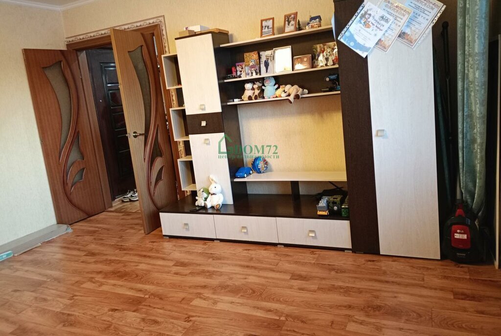 квартира г Тобольск мкр 7а 99 фото 9