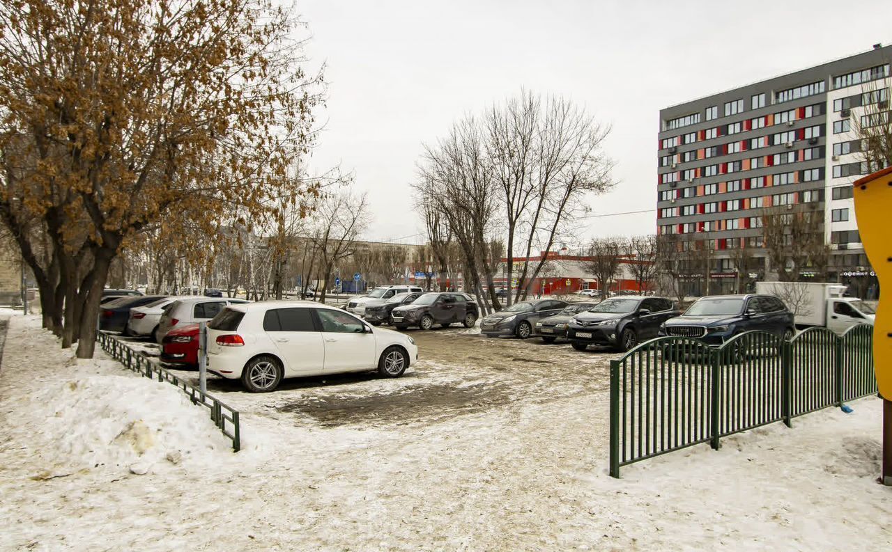 комната г Тюмень р-н Ленинский ул 50 лет Октября 62а фото 10