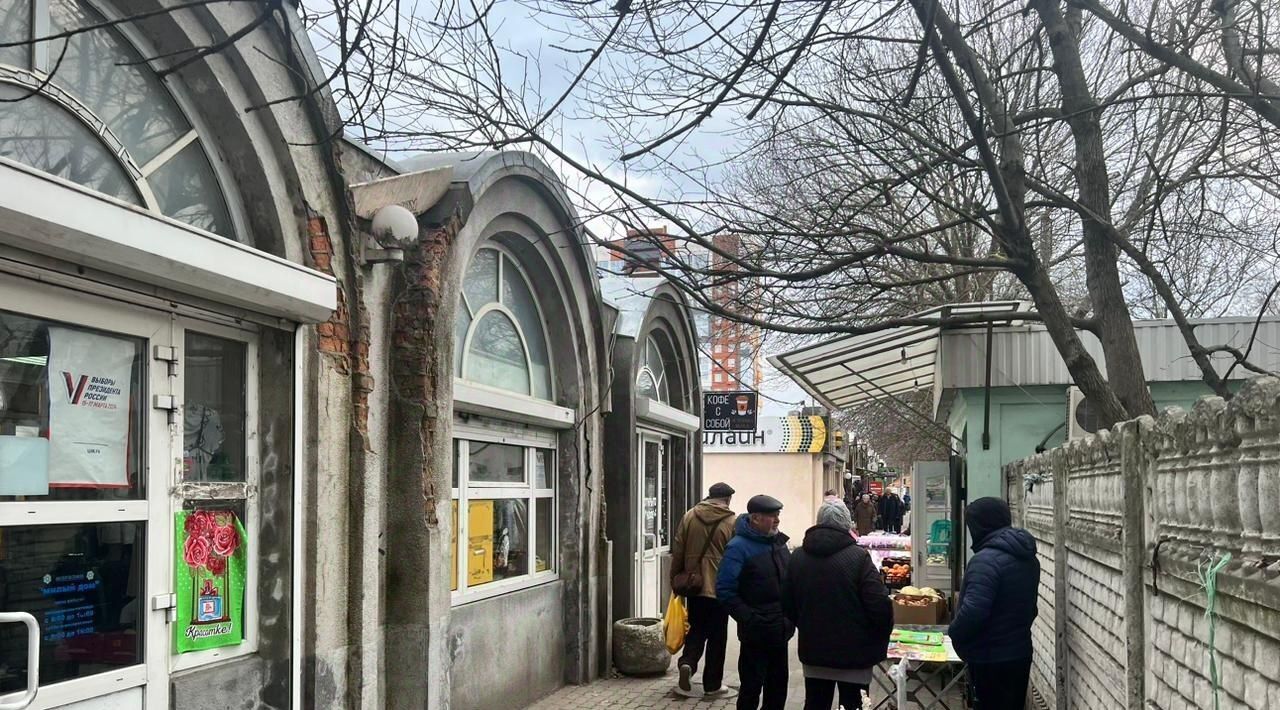 торговое помещение г Батайск ул. Максима Горького фото 6