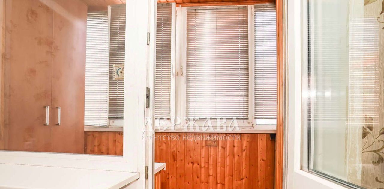 квартира г Старый Оскол Степной микрорайон 8 фото 18