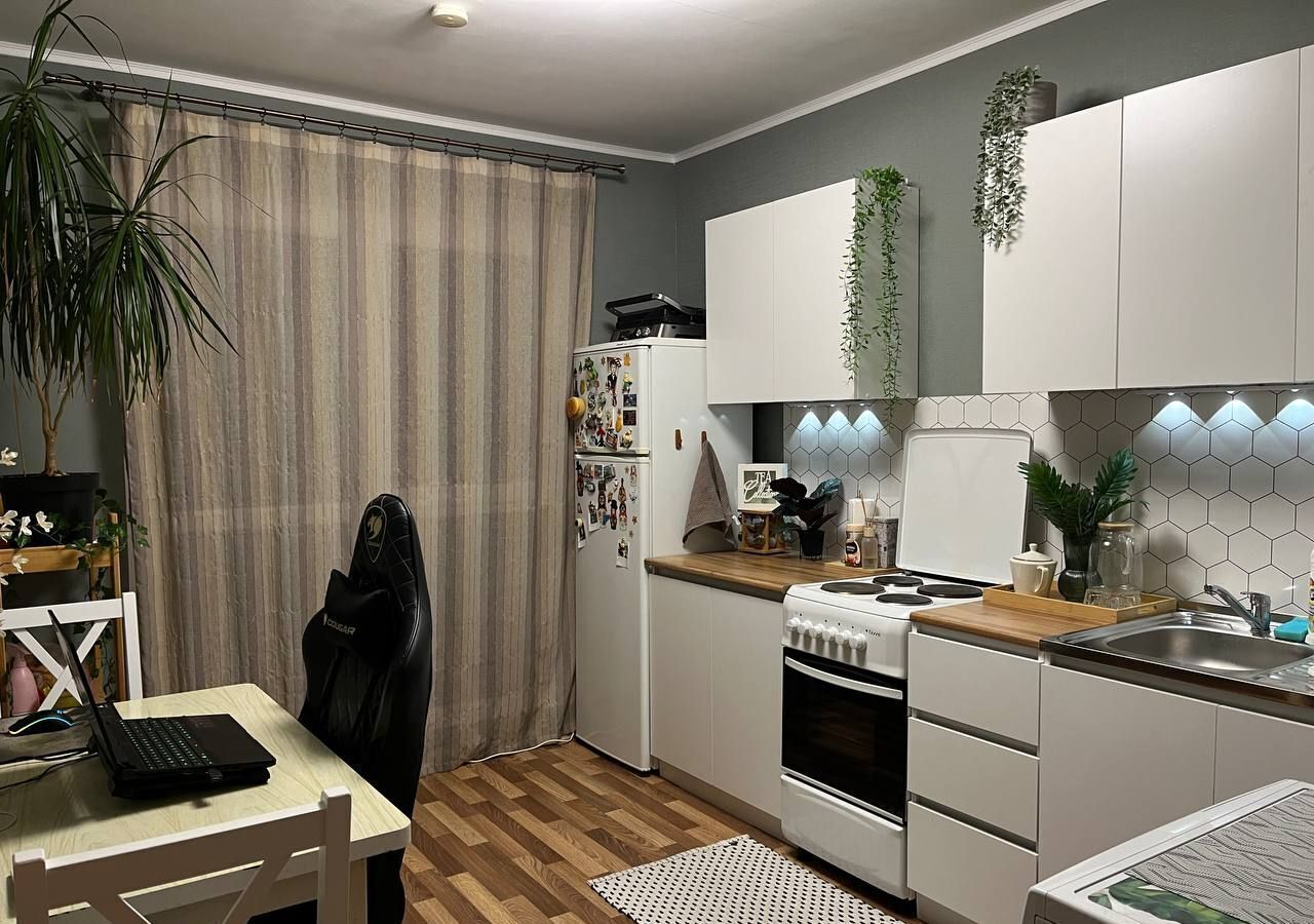 квартира г Калининград р-н Московский ул Левитана 60к/1 фото 2