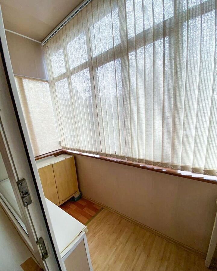 квартира г Каменск-Шахтинский ул Красная 64 фото 10
