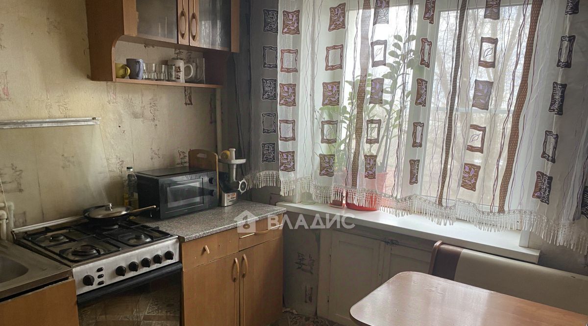 квартира г Волгоград р-н Ворошиловский ул им. милиционера Буханцева 70 фото 1