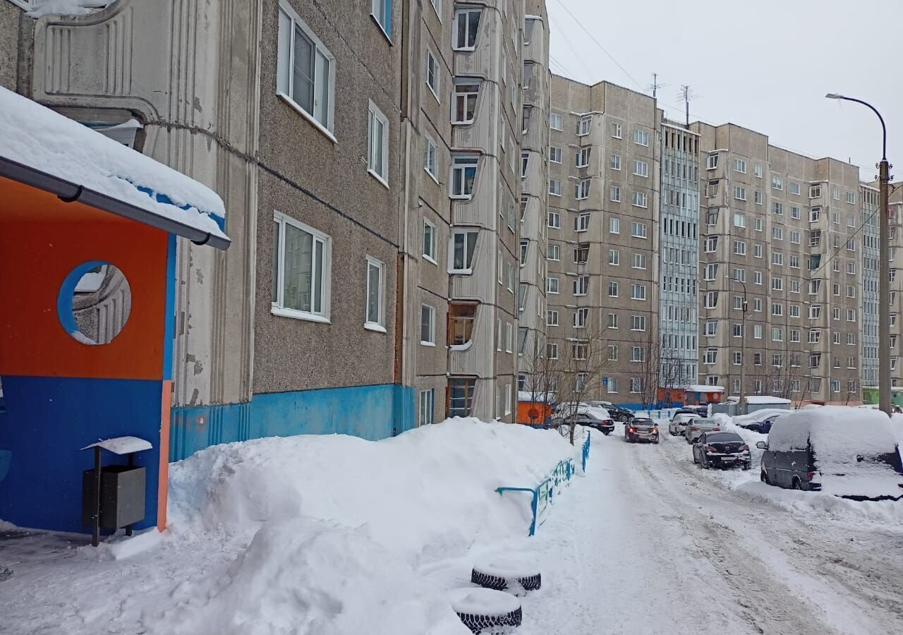 квартира г Мурманск р-н Октябрьский ул Старостина 59к/1 фото 1