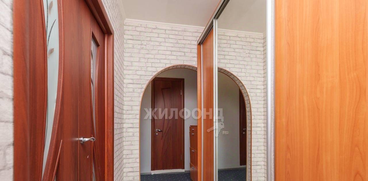 квартира г Новосибирск Золотая Нива ул В.Высоцкого 44 фото 16