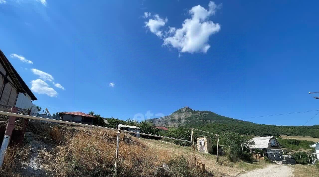 земля г Алушта с Лучистое ул Демерджинская фото 8
