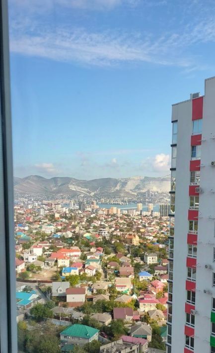 квартира г Новороссийск р-н Центральный ул Куникова 47б фото 1