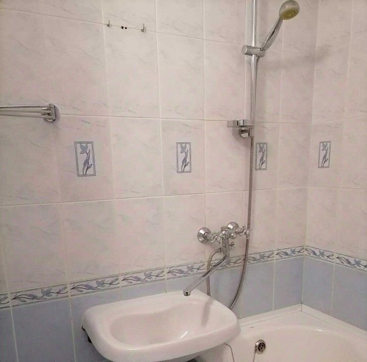 квартира г Екатеринбург ул Ломоносова 57а Проспект Космонавтов фото 19