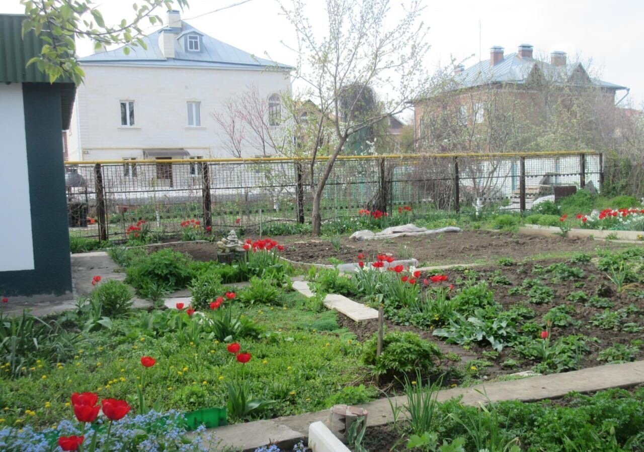 дом г Волгодонск Староcолёный ул 1-я Черникова фото 1