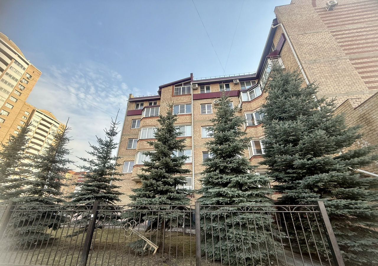 квартира г Магнитогорск р-н Орджоникидзевский ул Труда 57 фото 1