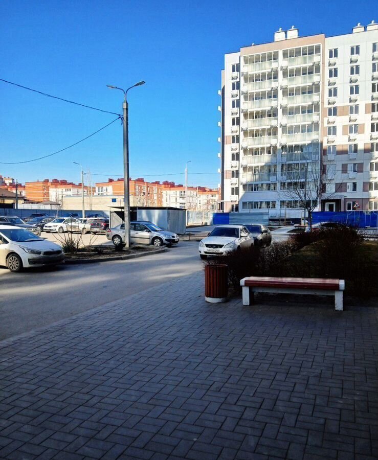 квартира г Волгоград р-н Кировский ул им. Гаря Хохолова 13 фото 14