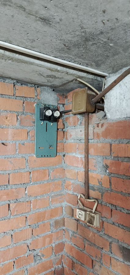 гараж г Екатеринбург р-н Чкаловский ул Черняховского 58 фото 3