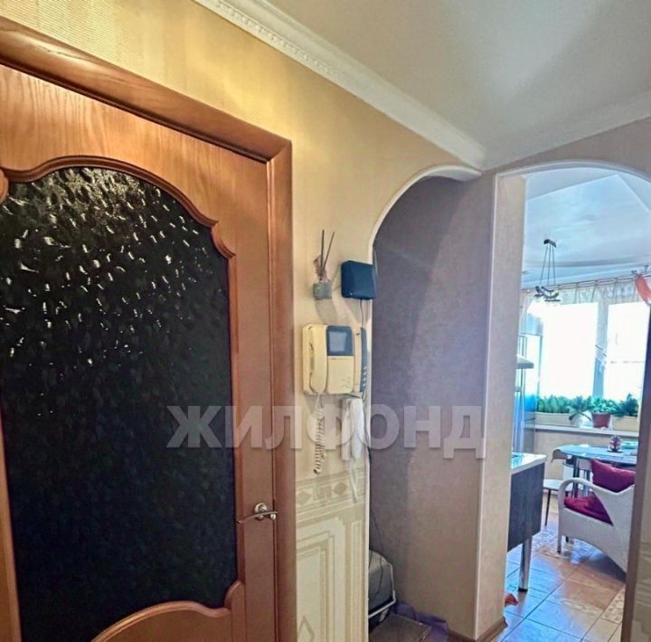 квартира г Тольятти р-н Автозаводский ул Автостроителей 74 фото 4