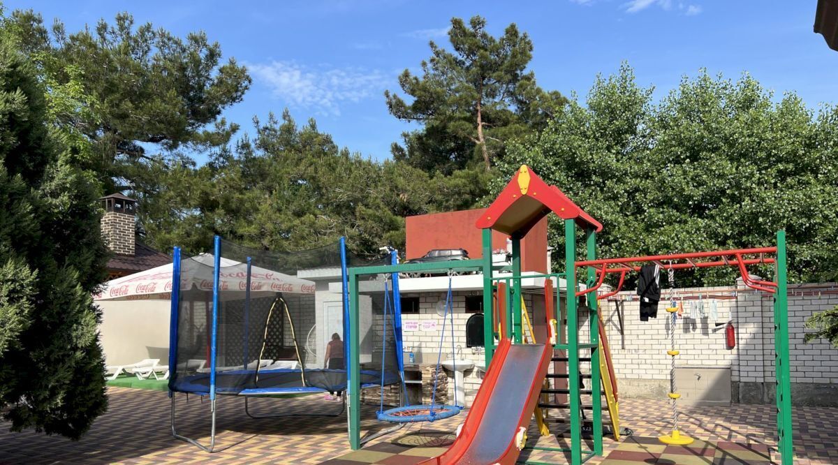 дом г Геленджик с Кабардинка ул Революционная 16 фото 10