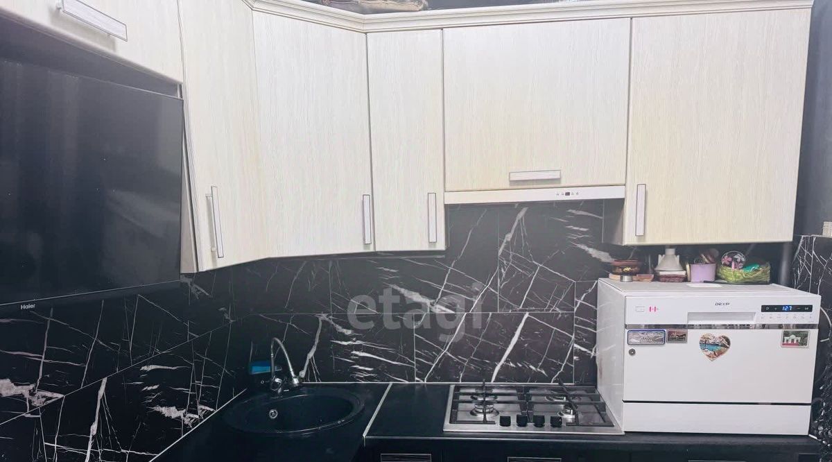 квартира г Ессентуки ул Октябрьская фото 3