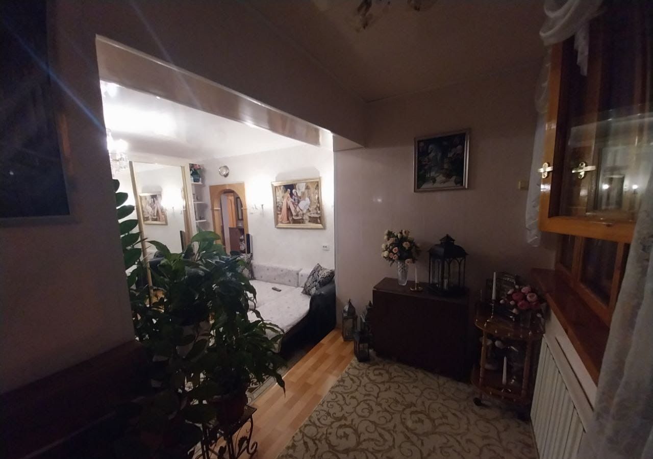 квартира г Астрахань р-н Советский ул Адмирала Нахимова 125 фото 2