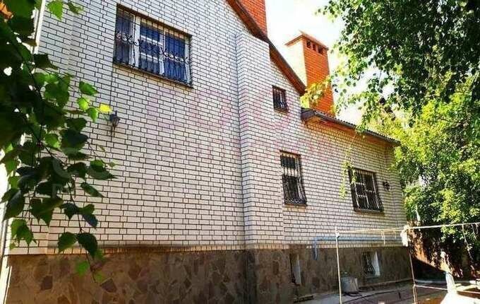 дом г Волгоград р-н Кировский ул Красных командиров фото 2