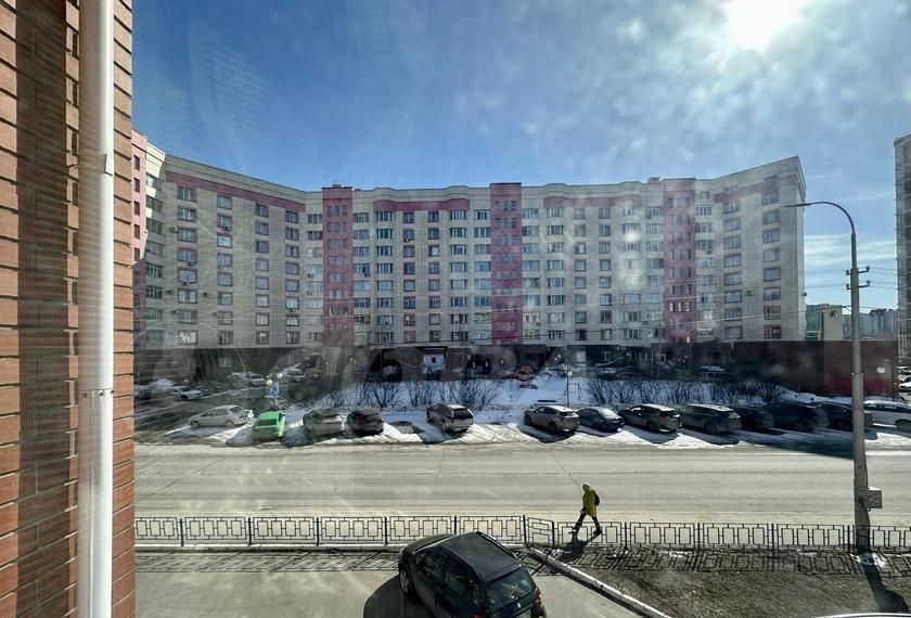 квартира г Сургут р-н Центральный ул Сибирская 11б Тюменская обл. фото 16